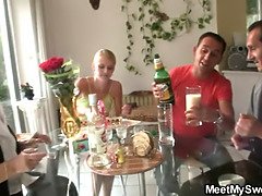 Kont, Mooi, Blond, Rondborstig, Oudere vrouw, Rijpe lesbienne, Moeder die ik wil neuken, Kut duiken