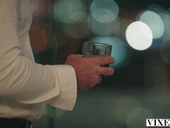 Grosse bite, Brunette brune, Couple, 2 femmes 1 homme, Hard, Seins naturels, Chatte, Plan cul à trois