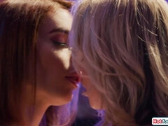 Большие сиськи, Глубокая глотка, Игры, Волосатые, Милф, Бассейн, Трансы, Стриптиз