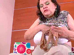 ぽっちゃり, エロ熟女, Hd, 熟年, 淫乱熟女, ナイロン, 穴開きパンティ, ストッキング