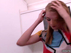 Grote lul, Zwart, Pijpbeurt, Muurgat, Tiener