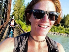 Familia, Penetracion con dedos, Besar, Lamidas, Masturbación, Medias largas, Estriptis, Tetas