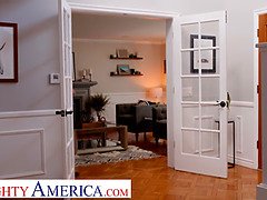 Amerikanisch, Grosser arsch, Grosse titten, Blasen, Hd, Natürlichen titten, Rasiert, Ehefrau