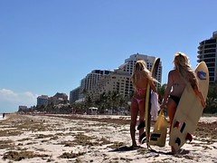 Plage, Gros seins, Plantureuse, Lesbienne