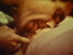 Sucer une bite, Brunette brune, Européenne, Orgie, De plein air, Fête, Piscine, Rétro ancien