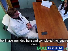 素人, デカ尻, デカパイ, フェラチオ, イく瞬間, 医者, なめる, オッパイの