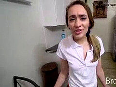 18 ans, Attrapée, Collège université, Couple, Soeurs, Tabou, Adolescente