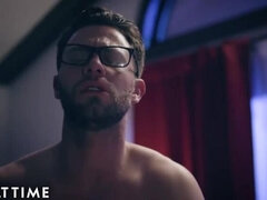 Gros seins, Brunette brune, Tir de sperme, Époux mari, Fille latino, Seins naturels, Fessée, Épouse