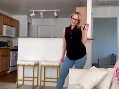 Arsch, Hundestellung, Brille, Hausfrau, Lingerie, Mutti, Verführt, Sohn