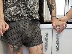 Enthousiasteling, Mooie dikke vrouwen, Grote lul, Sperma shot, Lul, Keuken, Moeder die ik wil neuken, Stiefmoeder
