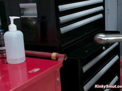 Blondine, Braunhaarige, Dildo, Sklave, Strapon, Jungendliche (18+), Titten, Spielzeuge