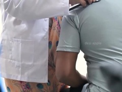 Médecin, Indienne