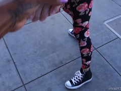 Blonde, Brunette brune, Doigter, Seins naturels, Nénés