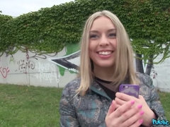 Cul, Mignonne, En levrette, Masturbation, De plein air, Pov, Public, Chatte