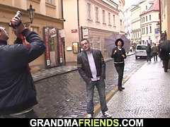 Tschechisch, Doppelpenetration, Grossvater, Oma, Reif, Orgie, Party, Jungendliche (18+)