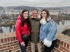 Schlafzimmer, Grosser arsch, Grosser schwanz, Grosse titten, Freund, Hundestellung, Frau frau mann, Milf