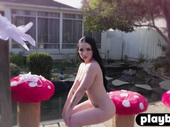 Grosser arsch, Süss, Hd, Im freien, Erotischer film, Solo, Jungendliche (18+), Titten