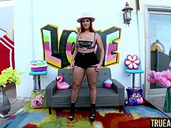 Grosser arsch, Grosser schwanz, Grosse titten, Hd, Masturbation, Rotschopf, Arsch lecken, Spielzeuge