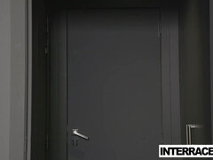 Anal, Brunette brune, Interracial, Maman, Seins naturels, Chatte, Réalité, Nénés