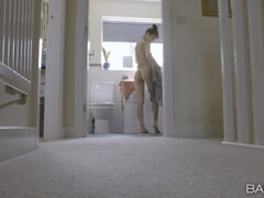 Tussi, Grosser schwanz, Blondine, Braunhaarige, Schwanz, Europäisch, Ungarisch, Masturbation