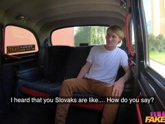 Tchèque, En levrette, Robe, Branlette thaïlandaise, Léchez, Mère que j'aimerais baiser, De plein air, Chatte