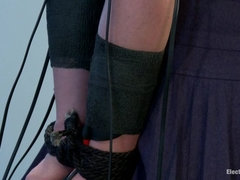 Sadomasoquismo, Amarrada, Electro, Lesbiana, Dolor, Castigada, Afeitado, Esclavo