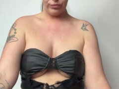 茶髪の, エロ熟女, Hd, 陵辱, オナニー, 淫乱熟女, ペニスバンド, おもちゃ