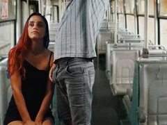 18 años, Culo, Autobús, Coche, Corrida, Pajear, Sexo duro, Público