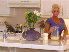 ブロンド, 人形, ジーンズ, キッチン, パンティ, 剃毛, 一人