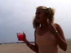 Blond, Vingeren, Masturbatie, Buiten, Softcore pornografie, Alleen, Tiener