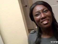 Amateur, Gorda, Culo grande, Verga grande, Gordita, Muñeca, Cocina, Coño