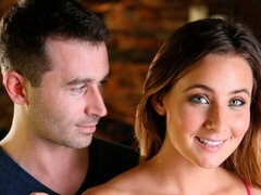 Arsch, Blondine, Blasen, Fingern, Handjob, Küssen, Rasiert, Jungendliche (18+)