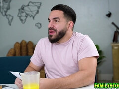 Большой член, Большие сиськи, Глубокая глотка, Мастурбация, Милф, Киски, Мачеха, Молоденькие