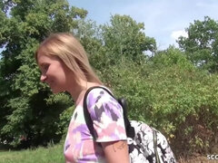 18 jahre, Blondine, Hochschule, Kondom, Schwanz, Aufs gesicht abspritzen, Deutsch, Im freien