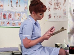 イギリス人, 着衣女と全裸男, Hd, 下着, 看護婦, 現実, ストッキング, のぞき