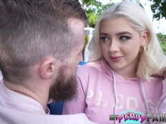 Blonde, Frère, Éjaculation interne, Famille, Seins naturels, Orgasme, Tabou, Adolescente