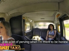 Enthousiasteling, Lieveling, Auto, Vrouw, Zoenen, Natuurlijke tieten, Orgasme, Tieten likken