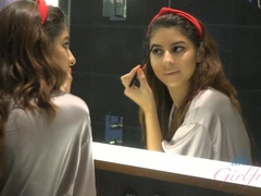 Amateur, Cuarto de baño, Novia, Bragas, Pov, Afeitado, Ducha, Flaco