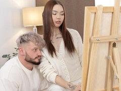 Asiatique, Grosse bite, Sucer une bite, En levrette, Rousse roux, Maigrichonne, Adolescente, Nénés