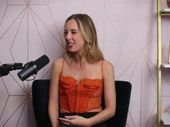 18 años, Rubia, Lesbiana, Madres para coger, Pequeña, Virgen