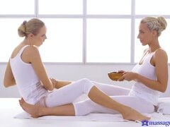 Grote mammen, Blond, Hd, Lesbisch, Masseren