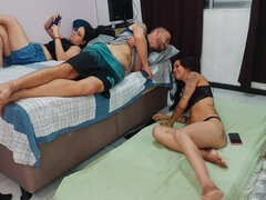 Amateur, Gros cul, Queue, Fille latino, Lesbienne, Orgie, Plan cul à trois, Épouse