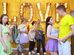 Nana, Noire, Léchez, Orgasme, Chatte, Rasée, Jupe, Plan cul à trois