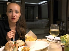 Bad, Blasen, Schmutzig, Fussjob, Höschen, Piercing, Pov, Dusche