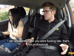 Enthousiasteling, Sperma shot, Hondjeshouding, Vingeren, Buiten, Gezichtspunt, Student, Slikken