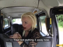 車, 捕まる, イく瞬間, バック, 顔射, アウトドア, ハメ撮り, コキ