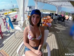 Grosser arsch, Blasen, Spermaladung, Europäisch, Handjob, Hd, Natürlichen titten, Titten