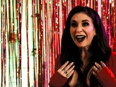 Sucer une bite, Club, En levrette, Branlette thaïlandaise, Embrassement, Rasée, Dénudage, Nénés