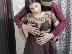 18 ans, Couple, Conversation vulgaire, Indienne, Petite femme, Chatte, Jarretelles, Adolescente