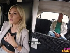 Cul, Blonde, Sucer une bite, Tchèque, Branlette thaïlandaise, De plein air, Chatte, Tatouage